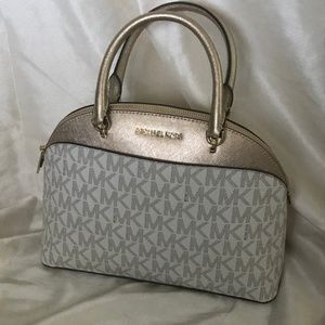 NEW WITH TAGS MICHAEL KORS DOME SATCHEL